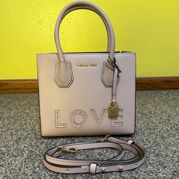 Michael Kors Mercer Love Detailed Messenger Handbag - Picture 10 of 16